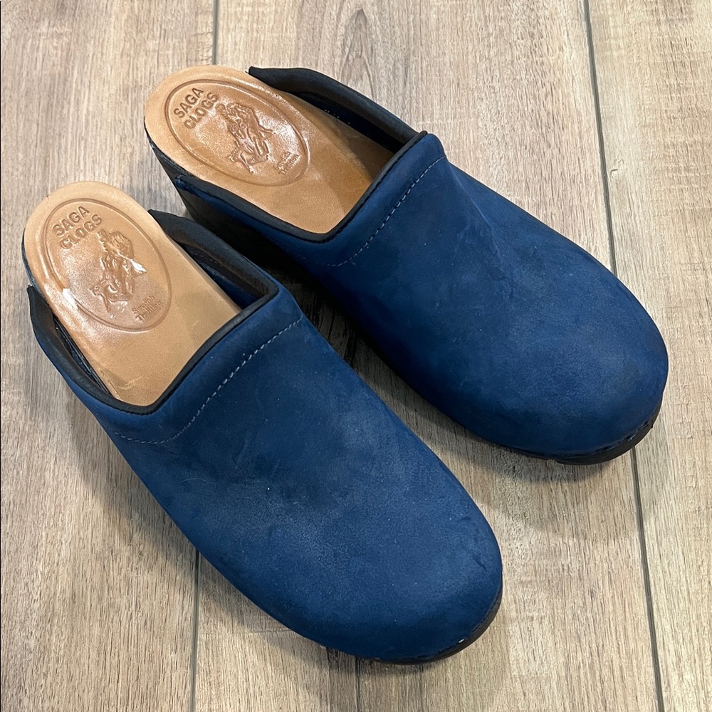 Saga Clogs - 38, navy leather and rubber clog slip ons, mules